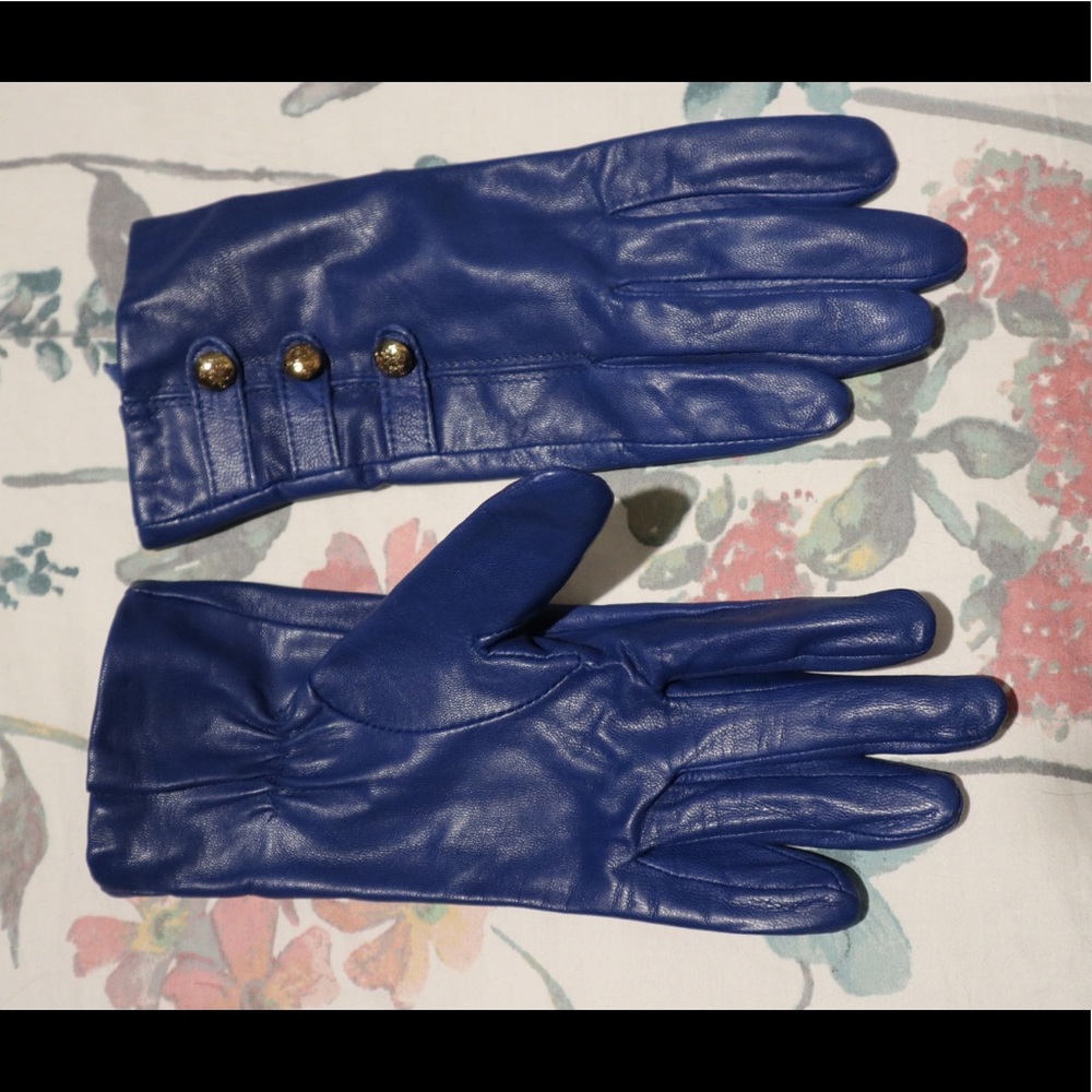 💙 LIKE NEW BLUE LEATHER GLOVES 💙